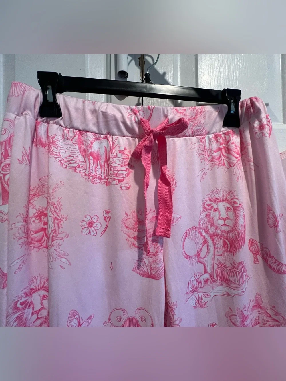 2 Pc “ Wicked” 🩷 Pink Printed Pajama Set - Short Sleeve Top & Pants